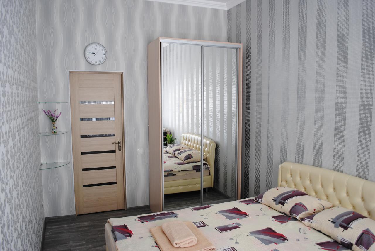 Naykrashchi Apartamenty Na Katerynynskij Odessa Buitenkant foto